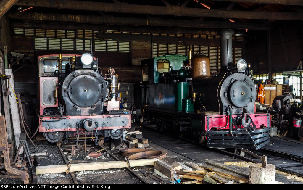 KAITANGATA 4270 and L-508 side by side in the shop